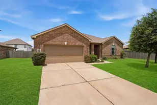3502 Saxton Green Rd, Pearland, TX 77584 - Photo 3