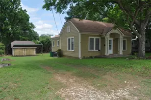 701 Clinton St, Brenham, TX 77833 - Photo 3