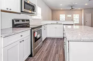 9314 Sundown Dr, Houston, TX 77016 - Photo 7