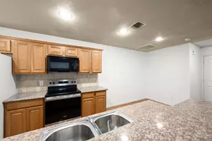 16803 Crestmont, Montgomery, TX 77316 - Photo 11