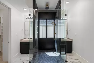 948 Blackshire Lane, Houston, TX 77055 - Photo 13