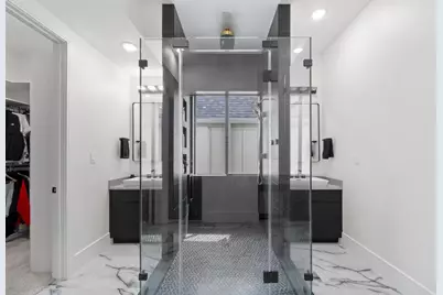 948 Blackshire Lane, Houston, TX 77055 - Photo 13