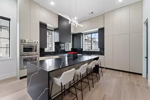 948 Blackshire Ln, Houston, TX 77055 - Photo 1