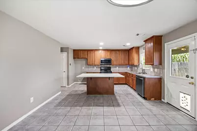 19542 Tahoka Springs Drive, Katy, TX 77449 - Photo 9