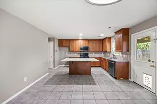 19542 Tahoka Springs Dr, Katy, TX 77449 - Photo 9