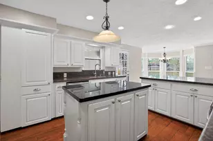 112 Kirkwood Ln, Conroe, TX 77304 - Photo 13