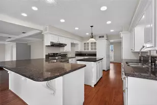 112 Kirkwood Ln, Conroe, TX 77304 - Photo 11