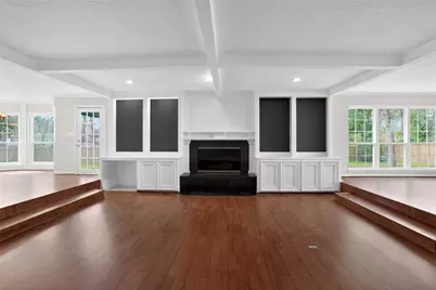 112 Kirkwood Lane, Conroe, TX 77304 - Photo 7