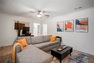 5202 Denmark St, Houston, TX 77016 - Photo 9