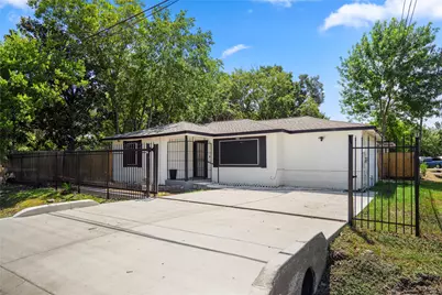 5202 Denmark Street, Houston, TX 77016 - Photo 3