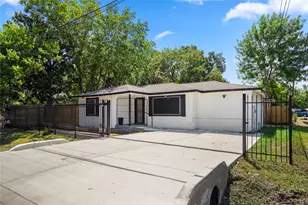 5202 Denmark St, Houston, TX 77016 - Photo 3
