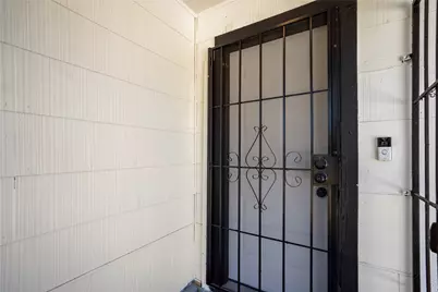 5202 Denmark Street, Houston, TX 77016 - Photo 7