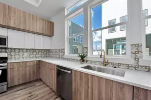 1805 Emir St, Houston, TX 77009 - Photo 21