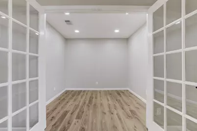 18032 Bal Harbour Drive, Nassau Bay, TX 77058 - Photo 13