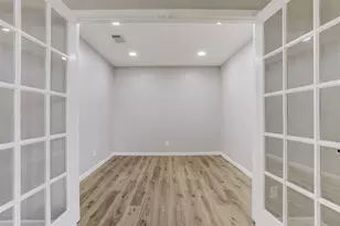 18032 Bal Harbour Dr, Nassau Bay, TX 77058 - Photo 13
