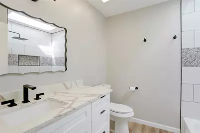18032 Bal Harbour Drive, Nassau Bay, TX 77058 - Photo 11