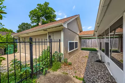 5919 Greenmont Drive, Houston, TX 77092 - Photo 23
