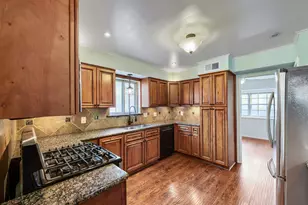 5919 Greenmont Dr, Houston, TX 77092 - Photo 9