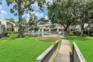 5005 Georgi Ln, Houston, TX 77092 - Photo 19