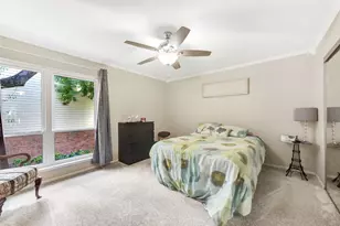 5005 Georgi Ln, Houston, TX 77092 - Photo 15