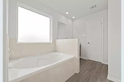 2206 Thorpe Grove Court, Houston, TX 77090 - Photo 21