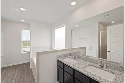 2206 Thorpe Grove Court, Houston, TX 77090 - Photo 19