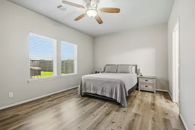 4822 Seaside Sparrow Lane, Baytown, TX 77521 - Photo 19