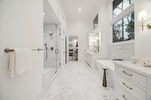 8837 Larston St, Houston, TX 77055 - Photo 27