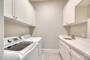 1913 Revere St, Houston, TX 77019 - Photo 29