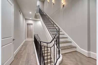 1913 Revere Street, Houston, TX 77019 - Photo 11