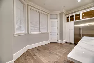 1913 Revere St, Houston, TX 77019 - Photo 9