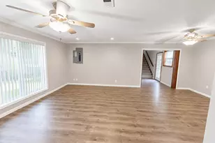 14225 Patricia Ln, Alvin, TX 77511 - Photo 3