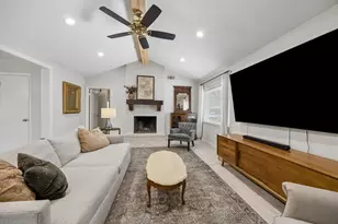1919 Ashford Hollow Ln, Houston, TX 77077 - Photo 17