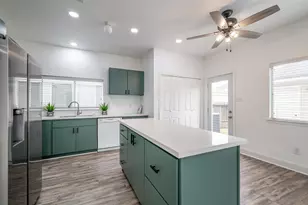 1665 Nichole Woods Dr, Houston, TX 77047 - Photo 15