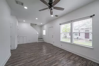 1665 Nichole Woods Drive, Houston, TX 77047 - Photo 5