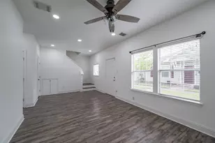 1665 Nichole Woods Dr, Houston, TX 77047 - Photo 5