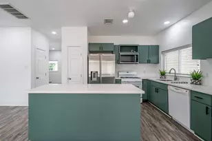 1665 Nichole Woods Dr, Houston, TX 77047 - Photo 1