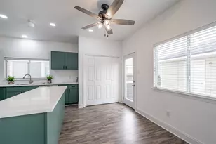 1665 Nichole Woods Dr, Houston, TX 77047 - Photo 17