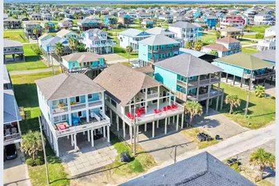 1967 Avenue J, Crystal Beach, TX 77650 - Photo 45