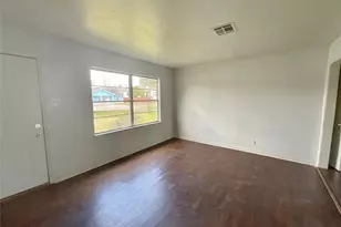 7626 Bellingham Dr, Houston, TX 77028 - Photo 5