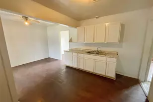 7626 Bellingham Dr, Houston, TX 77028 - Photo 11