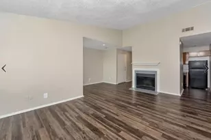 11050 Woodmeadow Pkwy, Dallas, TN 75228 - Photo 7