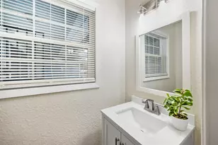 10206 Alta Loma Way, Houston, TX 77075 - Photo 7