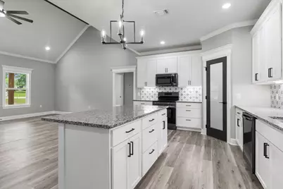 910 Dogwood Ridge Drive, Diboll, TX 75941 - Photo 11