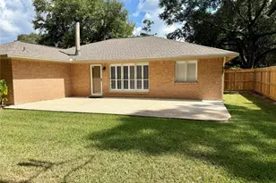 4111 Hermitage Hollow Ln, Houston, TX 77339 - Photo 15