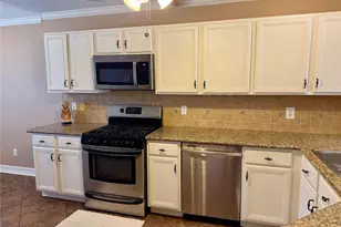 4111 Hermitage Hollow Ln, Houston, TX 77339 - Photo 9