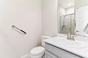 308 Bentside Pl, Clute, TX 77531 - Photo 25