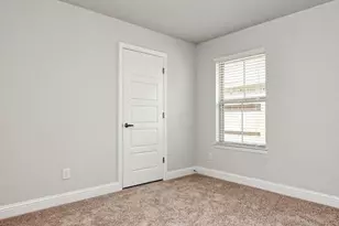 13910 Seneca Lk Dr, Texas City, TX 77568 - Photo 17