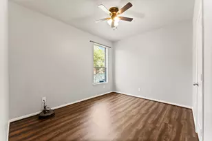 13276 Hidden Trail Ct, Willis, TX 77318 - Photo 5