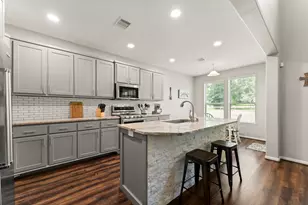 13276 Hidden Trail Ct, Willis, TX 77318 - Photo 9